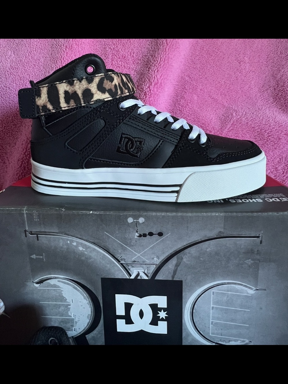 Women’s DC Pure High-Top V         Leopard print